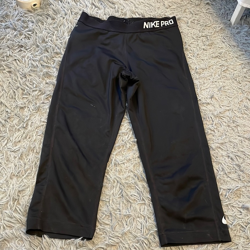 Nike cropped leggings